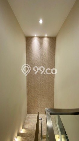 Ready to Use! Premium House LT 160m2 Desain Elegan di Pantai Indah Kapuk Ready to Use! Premium House LT 160m2 Desain Elegan di Pantai Indah Kapuk