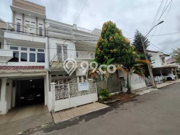 Jual Rumah Luas Megah Dengan View Cantik di Bintaro, Tangerang Selatan Jual Rumah Luas Megah Dengan View Cantik di Bintaro, Tangerang Selatan