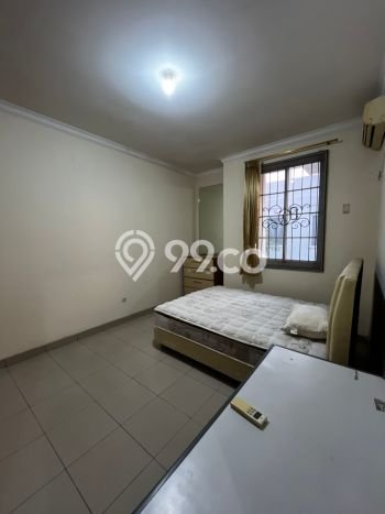 Rumah sewa siap huni 4 Kamar Tidur di Pantai Indah Kapuk, Jakarta Utara Rumah sewa siap huni 4 Kamar Tidur di Pantai Indah Kapuk, Jakarta Utara