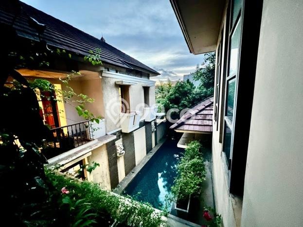 Hunian Mewah LB 520m2 Siap Pakai Desain Elegan di Pondok Pinang, Jakarta Selatan Hunian Mewah LB 520m2 Siap Pakai Desain Elegan di Pondok Pinang, Jakarta Selatan
