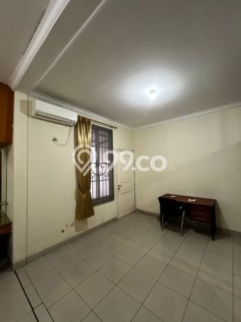 Rumah sewa siap huni 4 Kamar Tidur di Pantai Indah Kapuk, Jakarta Utara Rumah sewa siap huni 4 Kamar Tidur di Pantai Indah Kapuk, Jakarta Utara