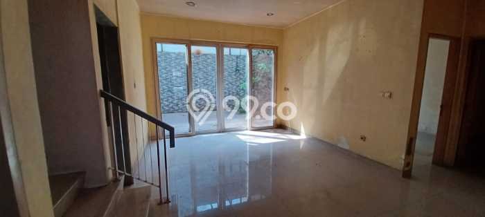 Hunian Mewah LB 208m2 Siap Huni Desain Elegan di Cengkareng Barat, Jakarta Barat Hunian Mewah LB 208m2 Siap Huni Desain Elegan di Cengkareng Barat, Jakarta Barat