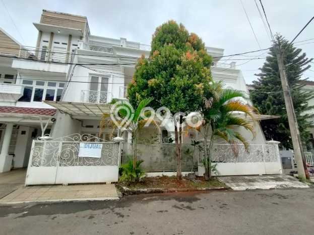 Jual Rumah Luas Megah Dengan View Cantik di Bintaro, Tangerang Selatan Jual Rumah Luas Megah Dengan View Cantik di Bintaro, Tangerang Selatan