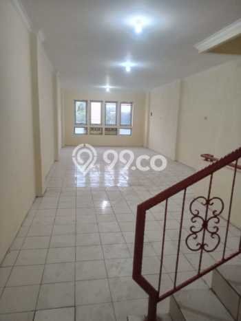 Lokasi Strategis! Dijual Ruko Bisnis di Koja, Jakarta Utara Kondisi Baik Lokasi Strategis! Dijual Ruko Bisnis di Koja, Jakarta Utara Kondisi Baik