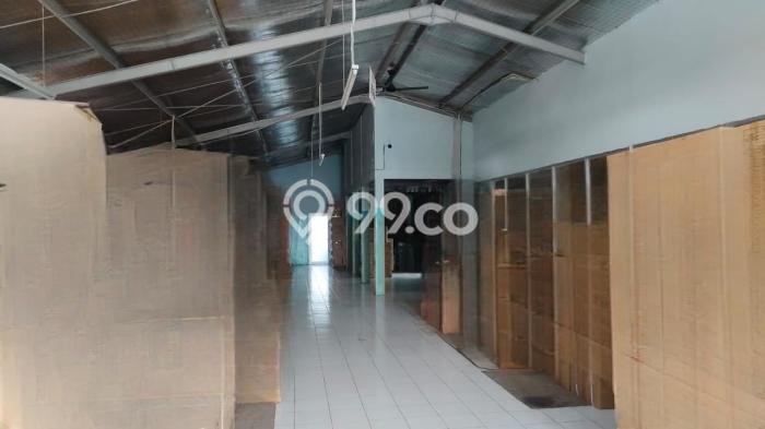 Rumah Elit LB 600m2 Siap Pakai Desain Elegan di Kapuk, Jakarta Utara Rumah Elit LB 600m2 Siap Pakai Desain Elegan di Kapuk, Jakarta Utara