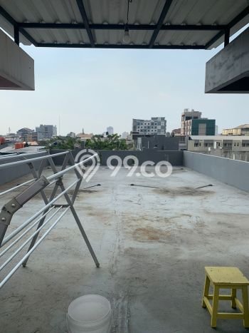 Unit Ruko Dijual di Jakarta Barat LT 160m2 & LB 600m2 Unit Ruko Dijual di Jakarta Barat LT 160m2 & LB 600m2