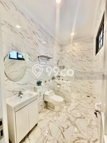 Hunian Mewah LB 400m2 Siap Huni Desain Elegan di Pondok Indah, Jakarta Selatan Hunian Mewah LB 400m2 Siap Huni Desain Elegan di Pondok Indah, Jakarta Selatan