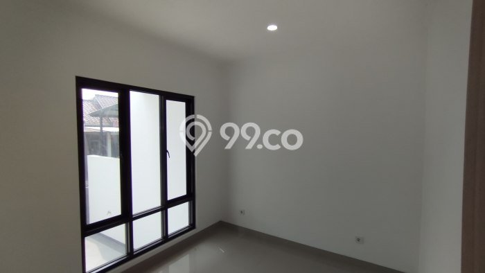 Jual Rumah Strategis Bagus Punya 3 KT di Serpong Tangerang Selatan SHM Jual Rumah Strategis Bagus Punya 3 KT di Serpong Tangerang Selatan SHM