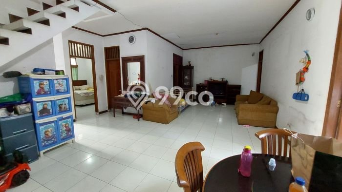 Jual Rumah Mewah Elegan Dengan View Eksklusif di Bintaro, Tangerang Selatan Jual Rumah Mewah Elegan Dengan View Eksklusif di Bintaro, Tangerang Selatan