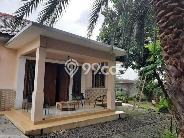 Rumah Eksklusif Siap Huni LT 888m2 di Ciracas, Jakarta Timur Rumah Eksklusif Siap Huni LT 888m2 di Ciracas, Jakarta Timur