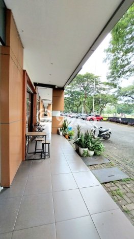 Disewakan Ruko di Kawasan Ramai BSD Luas 182m2 Disewakan Ruko di Kawasan Ramai BSD Luas 182m2