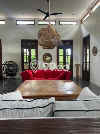 Vila Kawasan , Area 300m2m², Dekat dengan fasilitas publik Vila Kawasan , Area 300m2m², Dekat dengan fasilitas publik