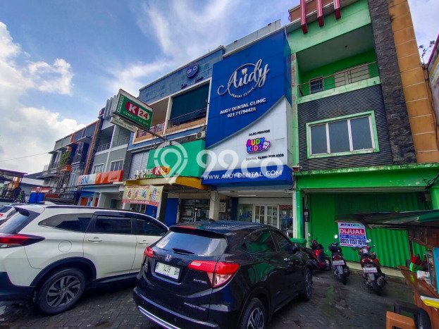 Ruko Kawasan Bangka, Luas 230m², Lokasi Strategis, Jalan Utama Ruko Kawasan Bangka, Luas 230m², Lokasi Strategis, Jalan Utama
