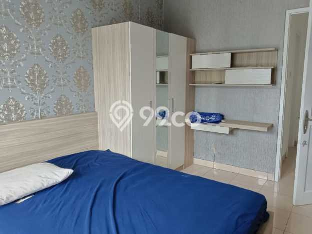 Rumah Lokasi Strategis di Kota Wisata, Bogor, LT 264m² LB 330m² Rumah Lokasi Strategis di Kota Wisata, Bogor, LT 264m² LB 330m²