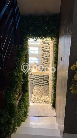 Ready to Use! Luxury House LT 160m2 Desain Modern di Cibubur Ready to Use! Luxury House LT 160m2 Desain Modern di Cibubur