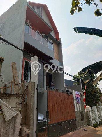 DIJUAL CEPAT! Rumah Premium di Cilangkap, Jakarta Timur, LT 82m² LB 179m² BISA KPR! DIJUAL CEPAT! Rumah Premium di Cilangkap, Jakarta Timur, LT 82m² LB 179m² BISA KPR!