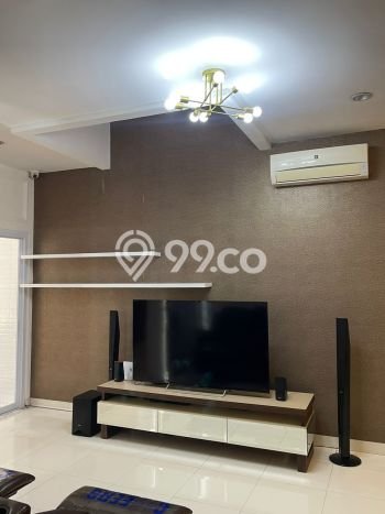 Ready to Use! Luxury House LT 160m2 Desain Modern di Cibubur Ready to Use! Luxury House LT 160m2 Desain Modern di Cibubur