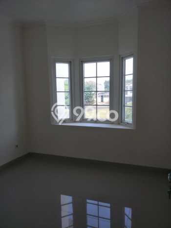 Rumah LT 136m² Akses Strategis di Kota Wisata, Dekat Fasilitas Umum, Bogor Rumah LT 136m² Akses Strategis di Kota Wisata, Dekat Fasilitas Umum, Bogor