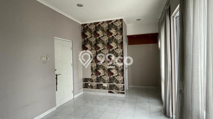 Jual Rumah Mewah Megah Dengan View Cantik di Kota Wisata, Bogor Jual Rumah Mewah Megah Dengan View Cantik di Kota Wisata, Bogor