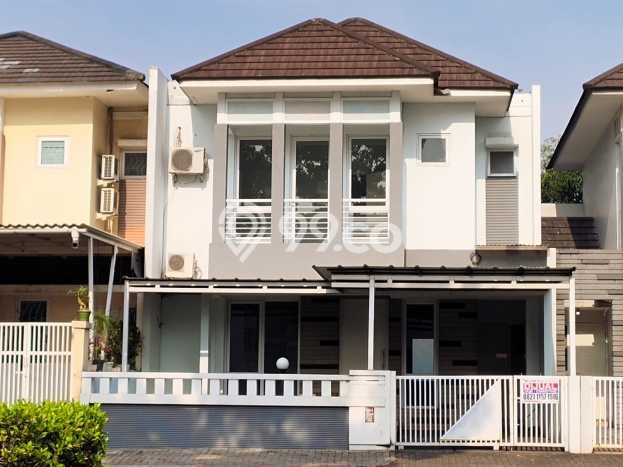 Jual Rumah Mewah Megah Dengan View Cantik di Kota Wisata, Bogor Jual Rumah Mewah Megah Dengan View Cantik di Kota Wisata, Bogor