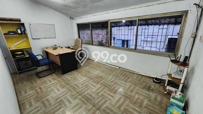 Lokasi Strategis! Dijual Gudang Bisnis di Periuk, Tangerang Kondisi Bagus Lokasi Strategis! Dijual Gudang Bisnis di Periuk, Tangerang Kondisi Bagus