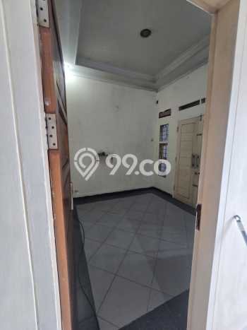 Dijual Gudang di Cipondoh, Luas 250m2m², Area Komersial, Akses Strategis Dijual Gudang di Cipondoh, Luas 250m2m², Area Komersial, Akses Strategis