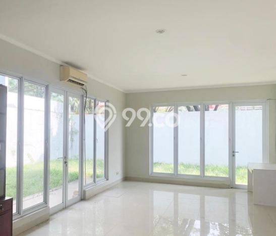 Sewa Rumah Murah di Modernland Tangerang dengan 5 Kamar Tidur Sewa Rumah Murah di Modernland Tangerang dengan 5 Kamar Tidur