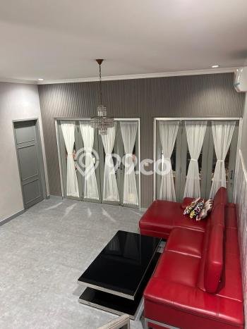 Hunian Elit LB 250m2 Siap Huni Desain Elegan di Gading Serpong, Tangerang Hunian Elit LB 250m2 Siap Huni Desain Elegan di Gading Serpong, Tangerang