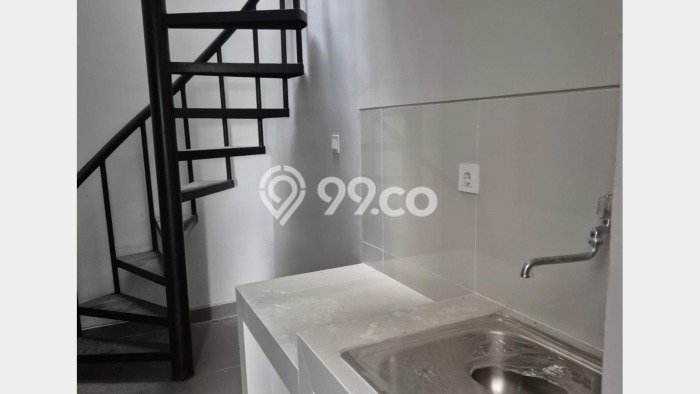 Disewakan! Rumah 3 Kamar Tidur &
3 Kamar Mandi di Pantai Indah Kapuk 2, Jakarta Utara Disewakan! Rumah 3 Kamar Tidur &
3 Kamar Mandi di Pantai Indah Kapuk 2, Jakarta Utara
