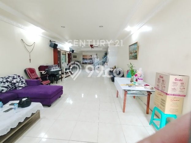 Rumah Strategis Minimalis Lb 398m2 di Pontianak Kota, Pontianak Rumah Strategis Minimalis Lb 398m2 di Pontianak Kota, Pontianak
