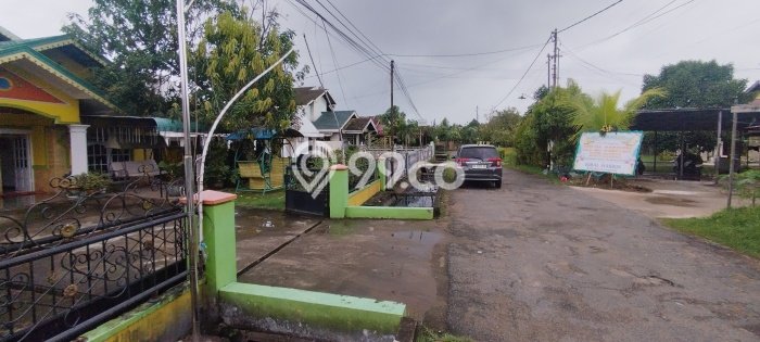 Dijual Rumah Premium dengan Fasilitas Sekitar Komplit di Pontianak Kota, Pontianak Dijual Rumah Premium dengan Fasilitas Sekitar Komplit di Pontianak Kota, Pontianak