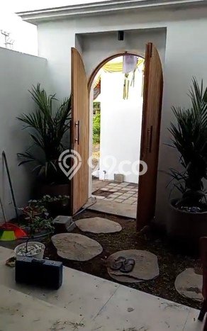 Disewakan! Rumah 2 Kamar Tidur &
2 Kamar Mandi di Munggu, Badung Disewakan! Rumah 2 Kamar Tidur &
2 Kamar Mandi di Munggu, Badung