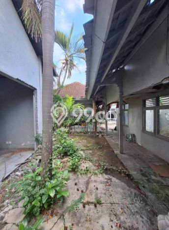 Tanah Disewa di Kerobokan Strategis dan Memiliki Luas 1800m2 Tanah Disewa di Kerobokan Strategis dan Memiliki Luas 1800m2