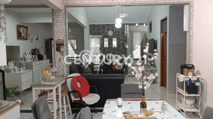 Dijual Cepat Rumah Favorit Siap Huni LB 166m2 di Cimahi Utara, Cimahi Dijual Cepat Rumah Favorit Siap Huni LB 166m2 di Cimahi Utara, Cimahi