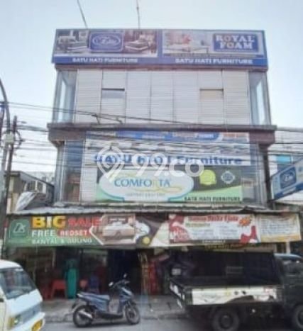 Ruko disewakan di Ciputat Tangerang Selatan dengan luas bangunan 750m2 Ruko disewakan di Ciputat Tangerang Selatan dengan luas bangunan 750m2