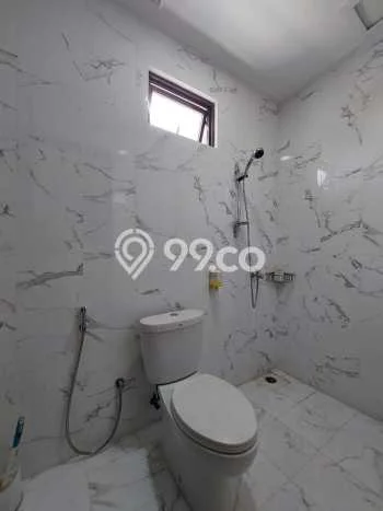 Rumah Luas Asri 3 KT Siap Pakai di Bintaro Tangerang Selatan Rumah Luas Asri 3 KT Siap Pakai di Bintaro Tangerang Selatan