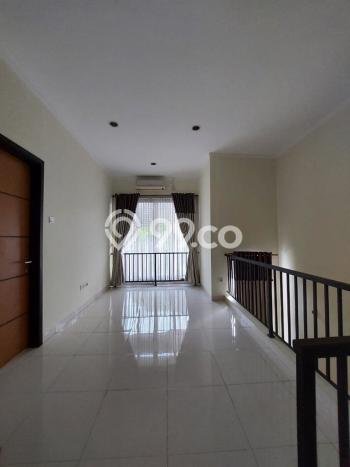 LOKASI PREMIUM! Rumah di Bintaro, 2 KM, Area Tenang, Luas 105m² Bangunan 107m² LOKASI PREMIUM! Rumah di Bintaro, 2 KM, Area Tenang, Luas 105m² Bangunan 107m²