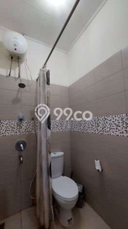 Rumah Strategis di Bintaro, 4 KT, Lingkungan Tenang, LT 120m² Bangunan 180m² Rumah Strategis di Bintaro, 4 KT, Lingkungan Tenang, LT 120m² Bangunan 180m²