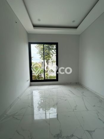 Dijual Rumah Minimalis Bagus Punya 2 KT di Serpong Tangerang Selatan SHM Dijual Rumah Minimalis Bagus Punya 2 KT di Serpong Tangerang Selatan SHM