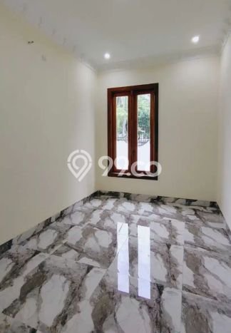 Jual Rumah Luas Elegan Dengan View Eksklusif di BSD, Tangerang Jual Rumah Luas Elegan Dengan View Eksklusif di BSD, Tangerang