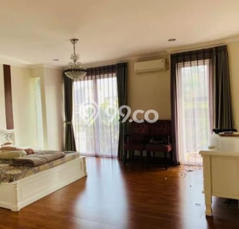 SIAP HUNI! Rumah Asri di Pondok Indah, Luas 120m² Bangunan 240m² SIAP HUNI! Rumah Asri di Pondok Indah, Luas 120m² Bangunan 240m²