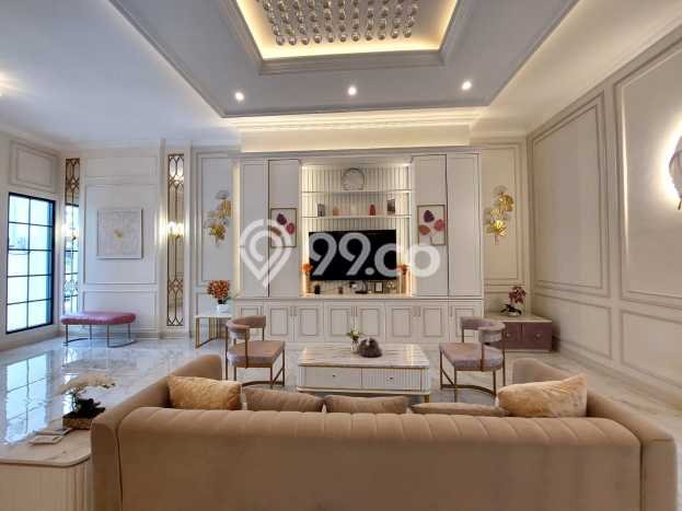 Hunian Mewah LB 400m2 Siap Pakai Desain Elegan di Pondok Indah, Jakarta Selatan Hunian Mewah LB 400m2 Siap Pakai Desain Elegan di Pondok Indah, Jakarta Selatan