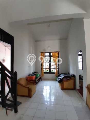 Dijual Rumah 6 Kamar Lokasi Strategis Bagus dan Strategis di Pondok Aren Dijual Rumah 6 Kamar Lokasi Strategis Bagus dan Strategis di Pondok Aren