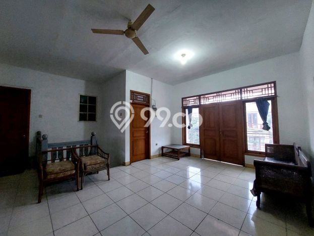 Disewakan! Rumah 5 Kamar Tidur &
5 Kamar Mandi di Bintaro, Tangerang Selatan Disewakan! Rumah 5 Kamar Tidur &
5 Kamar Mandi di Bintaro, Tangerang Selatan