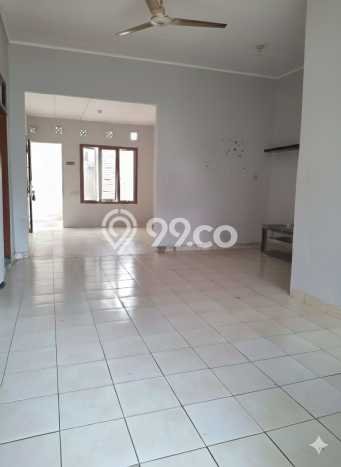 Rumah Strategis Minimalis Lb 78m2 di Ciputat, Tangerang Selatan Rumah Strategis Minimalis Lb 78m2 di Ciputat, Tangerang Selatan