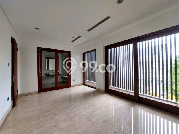 For Sale! Luxury House LT 489m2 Desain Elegan di Pondok Indah For Sale! Luxury House LT 489m2 Desain Elegan di Pondok Indah