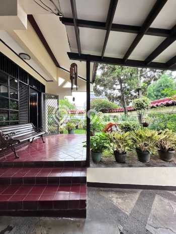 Rumah Elit LB 208m2 Siap Huni Desain Elegan di Pondok Indah, Jakarta Selatan Rumah Elit LB 208m2 Siap Huni Desain Elegan di Pondok Indah, Jakarta Selatan