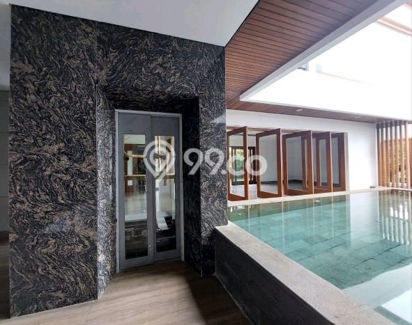For Sale! Luxury House LT 489m2 Desain Elegan di Pondok Indah For Sale! Luxury House LT 489m2 Desain Elegan di Pondok Indah