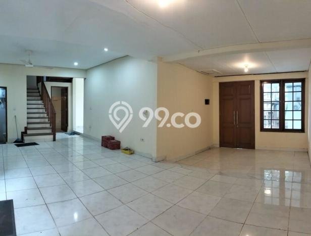 GOOD DEAL! Rumah area Ciputat, 3 KT, Siap Huni, LT 345m2m² LB 180m2m² GOOD DEAL! Rumah area Ciputat, 3 KT, Siap Huni, LT 345m2m² LB 180m2m²