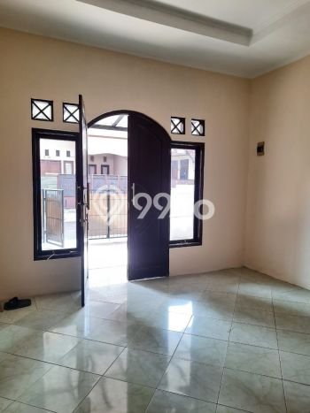 Rumah Luas Asri 3 KT Siap Pakai di Bintaro Tangerang Selatan Rumah Luas Asri 3 KT Siap Pakai di Bintaro Tangerang Selatan